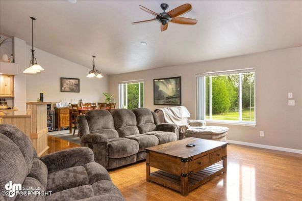 4001 E Ruth Dr, Wasilla, AK 99654